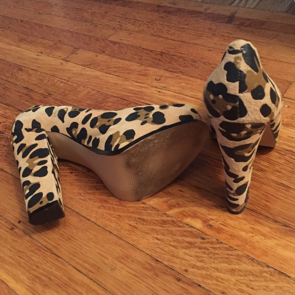 Leopard print chunky Carlos Santana heels - Picture 4 of 4