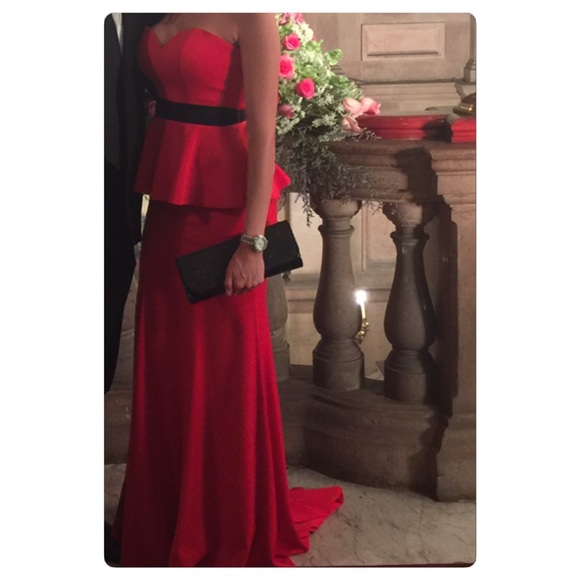 Red peplum evening gown / long dress - Picture 4 of 4