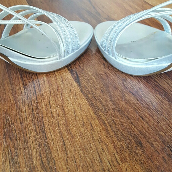 Metaphor Silver Rhinestone Heels Wedding Prom - Picture 3 of 4