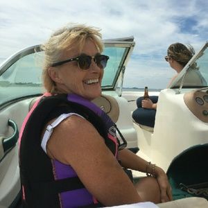 Meet your Posher, Sheila