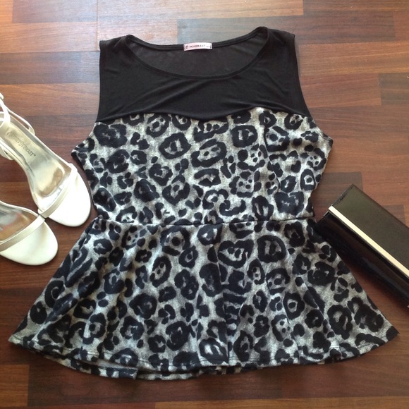 Boutique Tops - Top