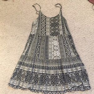honeylee black and white patterned dress