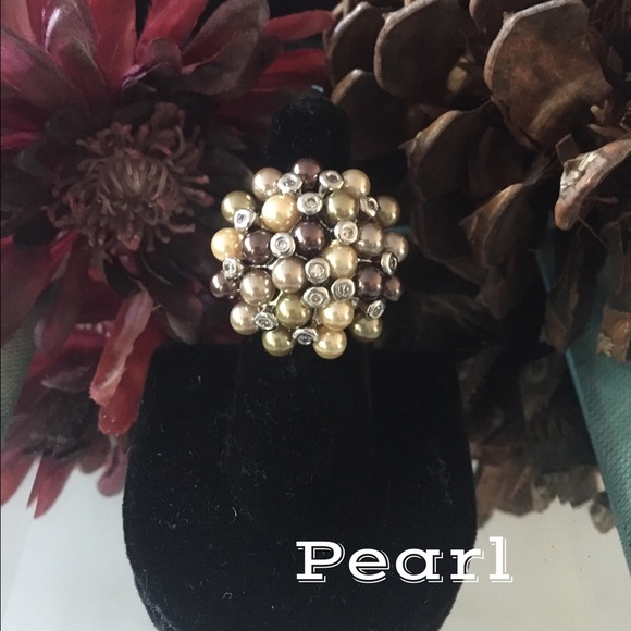 Bed of Pearls Silver Ring