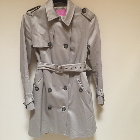 SINCLAIRE trench coat. Lightly worn, great details - Picture 1 of 4