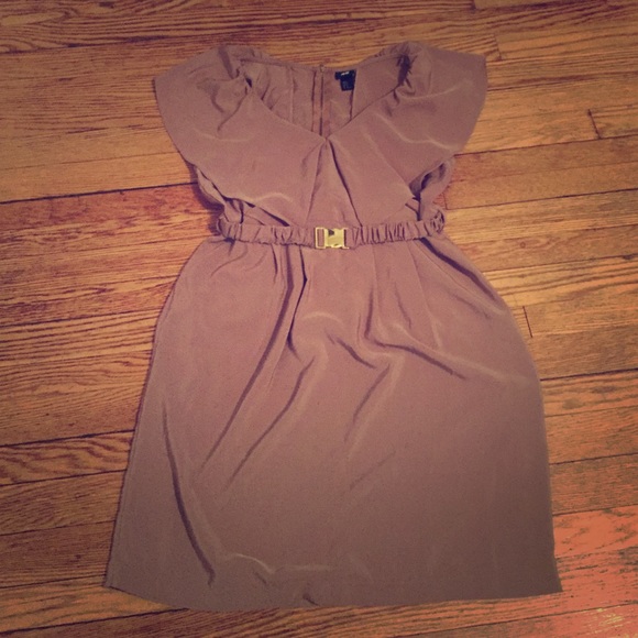 Never worn tan H&M belted dress