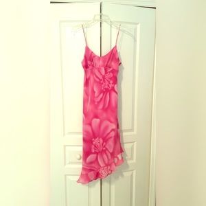 Pink floral summer dress 🌸