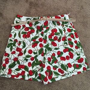 Zara Shorts - Zara high waisted cherry shorts fitted retro Zara Shorts - Zara high waisted cherry shorts fitted retro