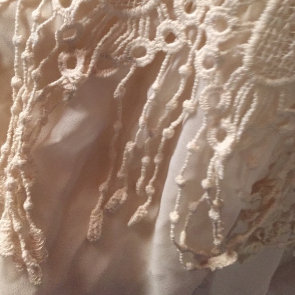 LaCeY tUnIc ⚡️SALE⚡️ - Picture 2 of 3