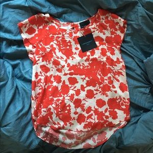 Super adorable floral Cynthia Rowley shirt