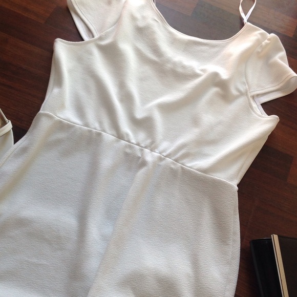 πHost Pickπ Dress NWOT - Picture 4 of 4