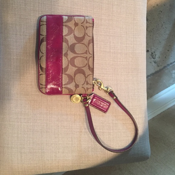 Coach wristlet - Picture 2 of 2