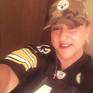 Meet your Posher, Devona