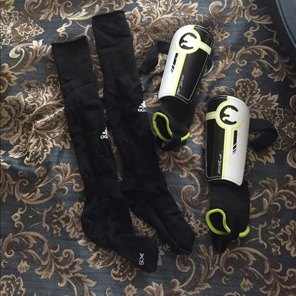 Shin Guards w/ Stirrups and ADIDAS Field Socks