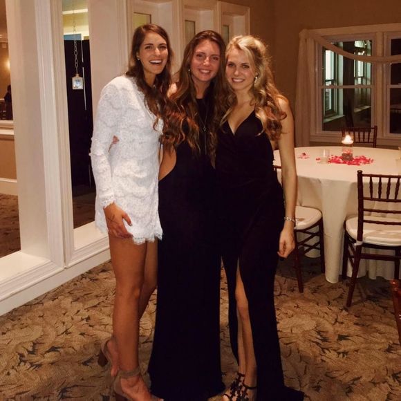 Meet your Posher, Madeline