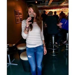 Meet your Posher, Kelsey