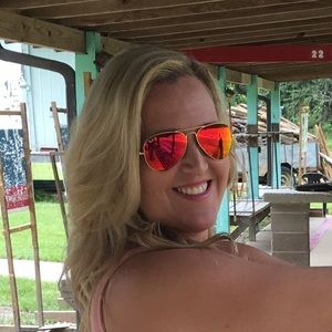 Meet your Posher, Jill