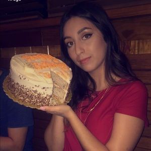 Meet your Posher, Jasmine