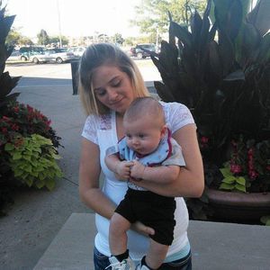 Meet your Posher, Laura