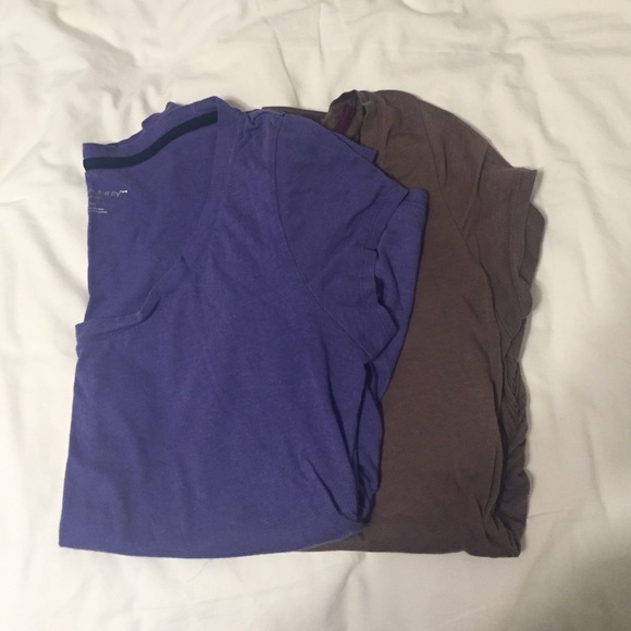Bundle of Liz Lange maternity scoop neck tshirts
