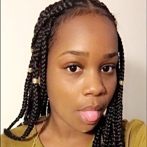 Meet your Posher, Madeline