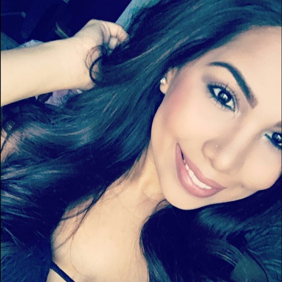 Meet your Posher, Rael