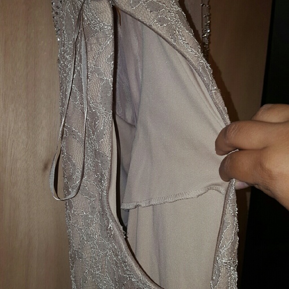 Dress - Picture 3 of 4