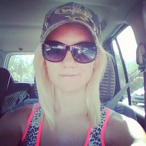 Meet your Posher, Karissa