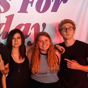 Meet your Posher, Ali