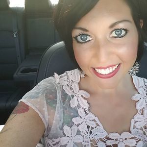 Meet your Posher, Toni