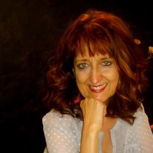 Meet your Posher, Debra