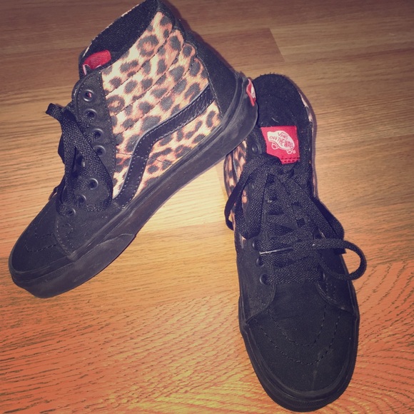 Leopard high top VANS