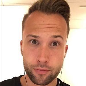 Meet your Posher, Tom