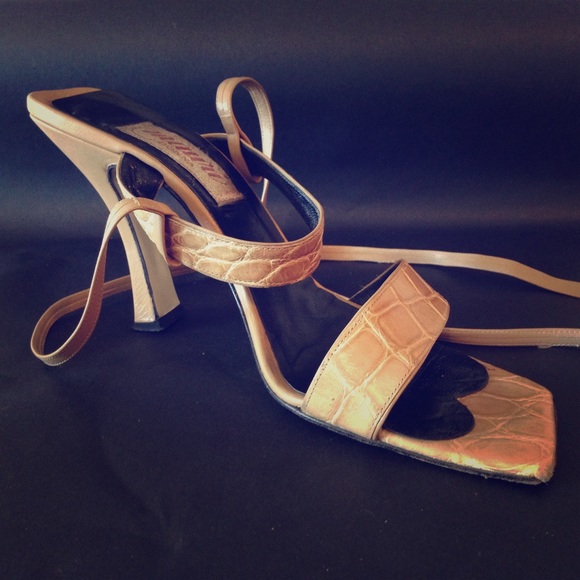 mauri alligator sandals