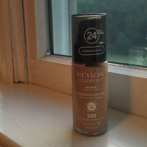 Revlon Colorstay Foundation