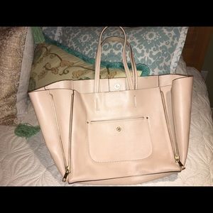 Gorgeous leather Ann Taylor tote/purse