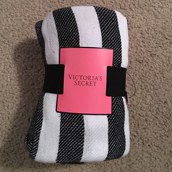 VS throw blanket