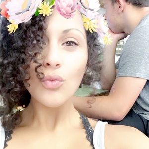 Meet your Posher, Julia