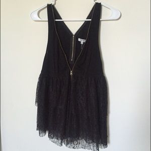 Black lace Buffalo top