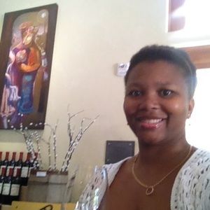 Meet your Posher, Niambi