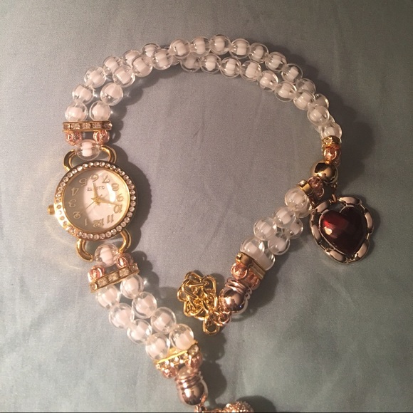 Watch - Picture 3 of 3