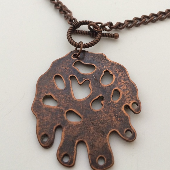 Neclace - Picture 3 of 3