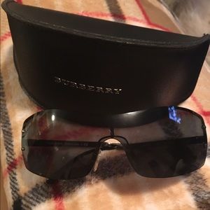 Burberry sunglasses