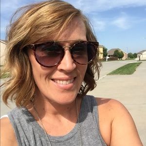 Meet your Posher, Allison