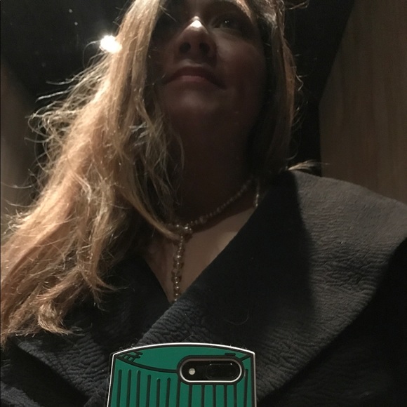 Meet your Posher, Nina - Picture 4 of 8