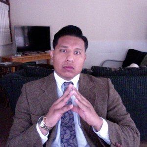 Meet your Posher, Eli