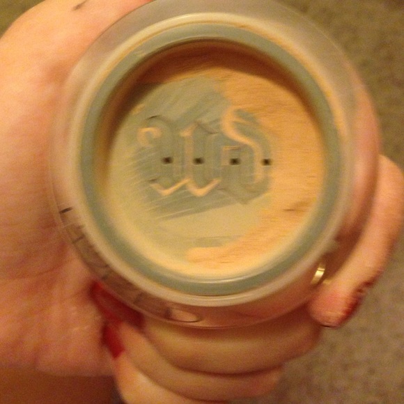 Urban Decay Naked Skin Loose Powder - Picture 4 of 4