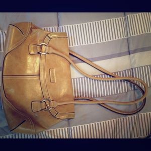 Rosetti light tan bag like-new w/ removable wallet