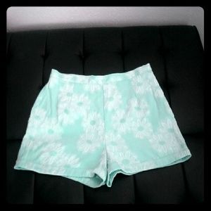 Sale!! Forever21 short