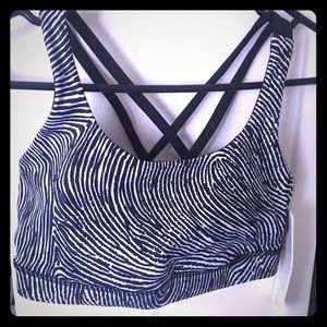 RARE lululemon energy bra Seawheeze 2016 black