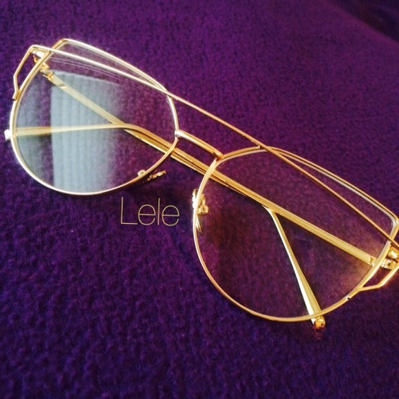 Clear glasses - Picture 2 of 4